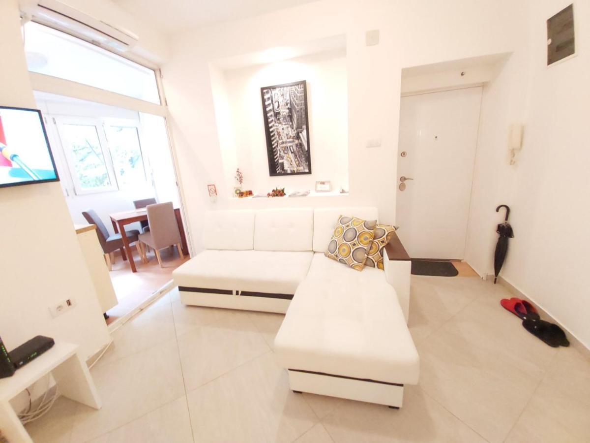 Appartamento White Pearl Belgrado Esterno foto