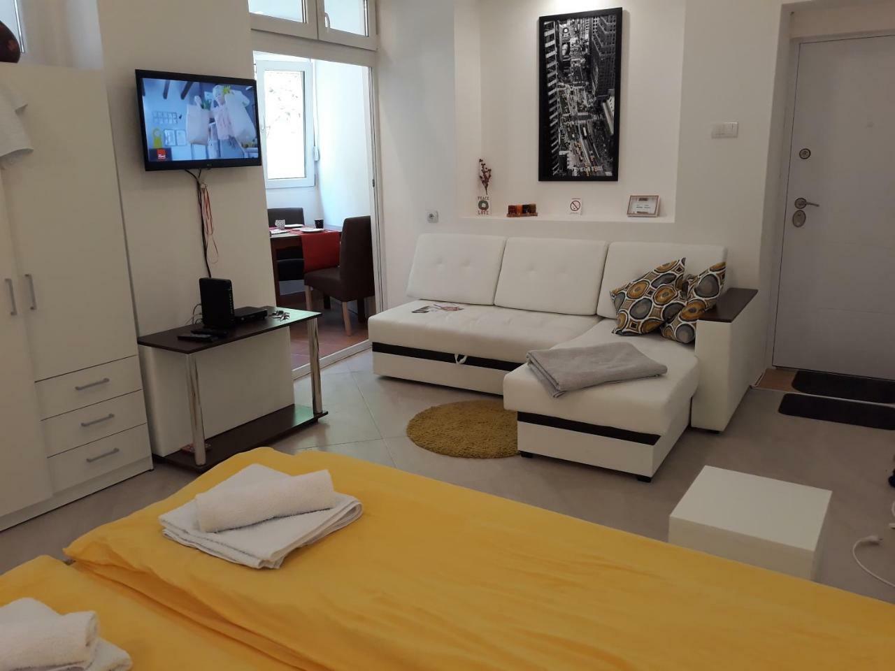 Appartamento White Pearl Belgrado Esterno foto