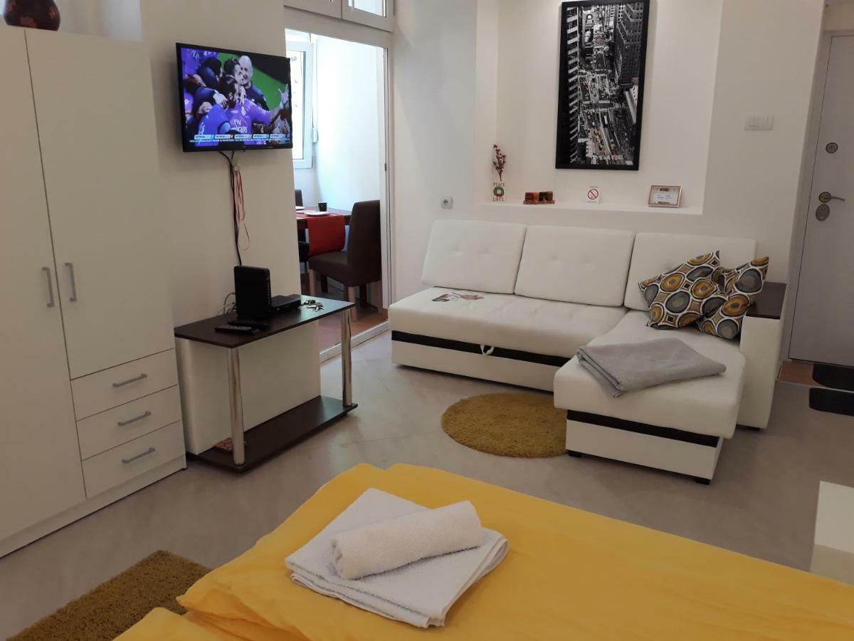 Appartamento White Pearl Belgrado Esterno foto